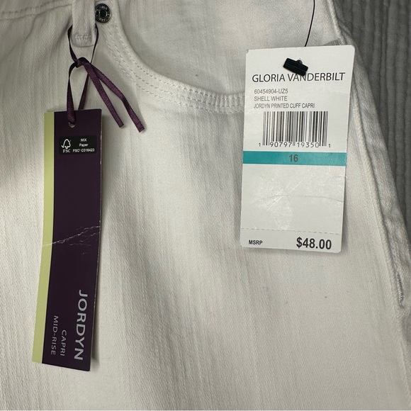 Gloria Vanderbilt Women's Mid Rise Jordyn CAPRI JEANS White Rhinestones NWT 16 - Picture 8 of 16